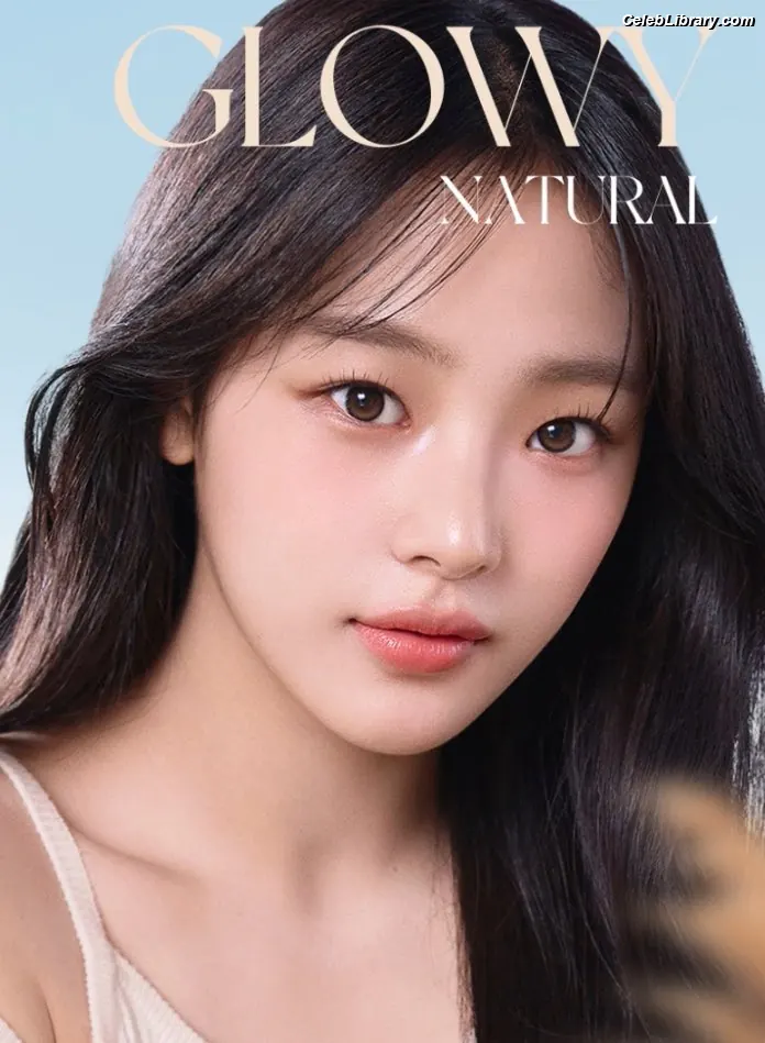 Minji (NewJeans) photo 15 of 1153