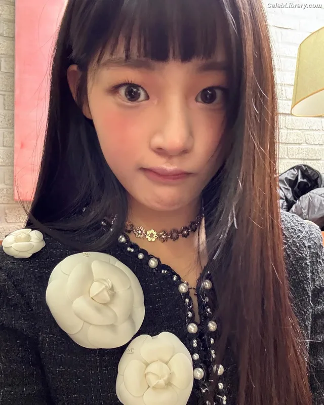 Minji (NewJeans) photo 11 of 1154