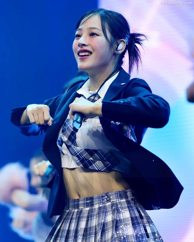 Minji (NewJeans) photo 21 of 1154