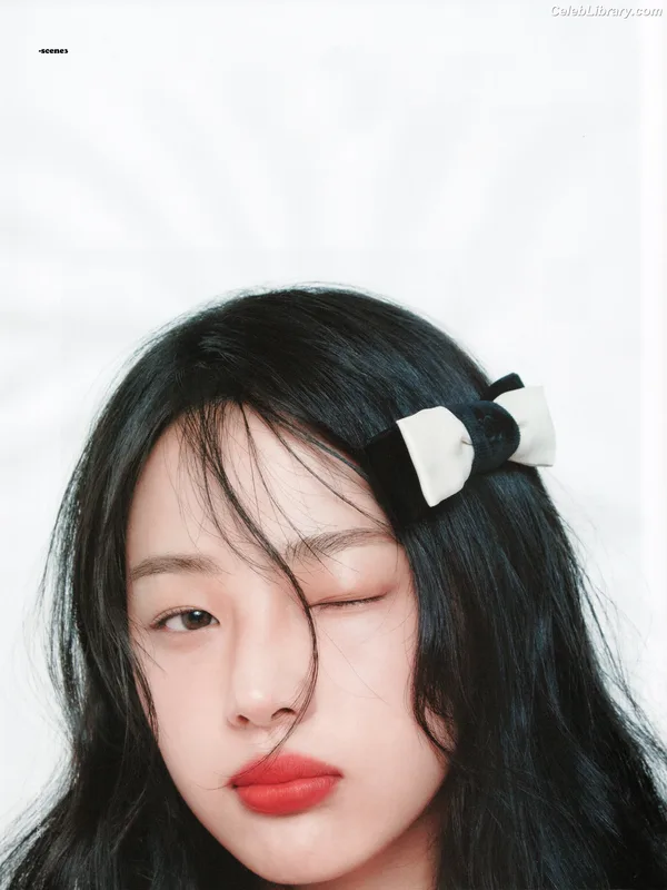 Minji (NewJeans) photo 6 of 1154