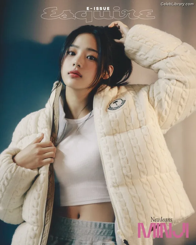 Minji (NewJeans) photo 7 of 1154