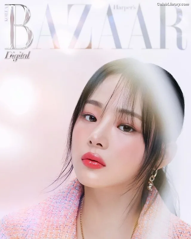 Minji (NewJeans) photo 17 of 1154