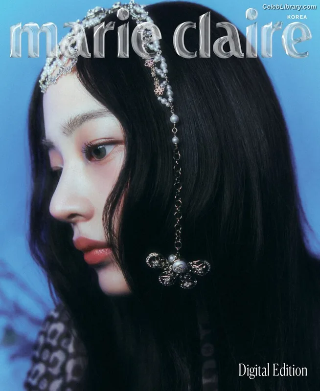 Minji (NewJeans) photo 17 of 1154