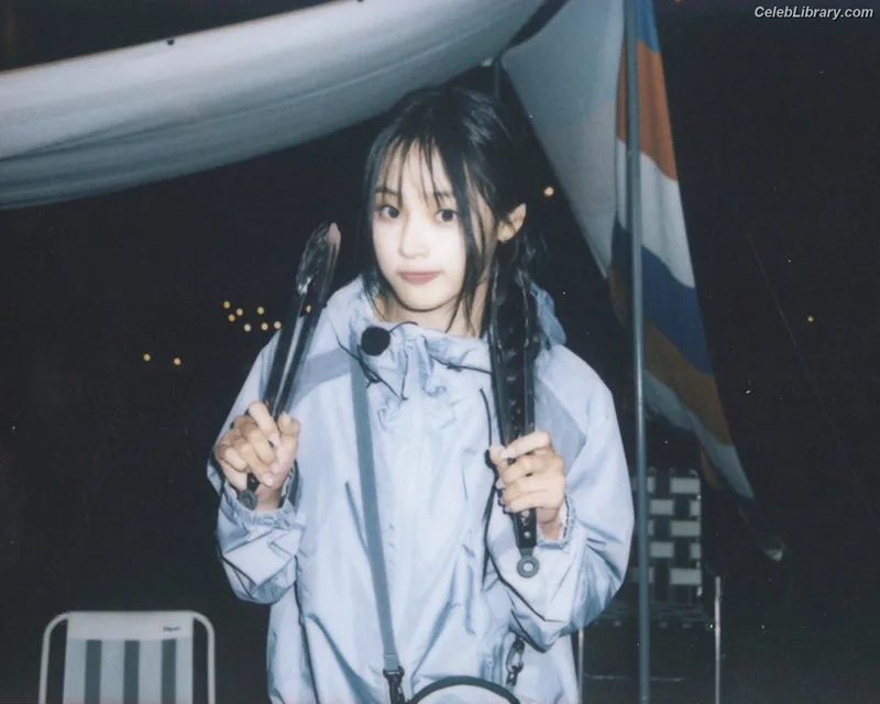 Minji (NewJeans) photo 14 of 1154