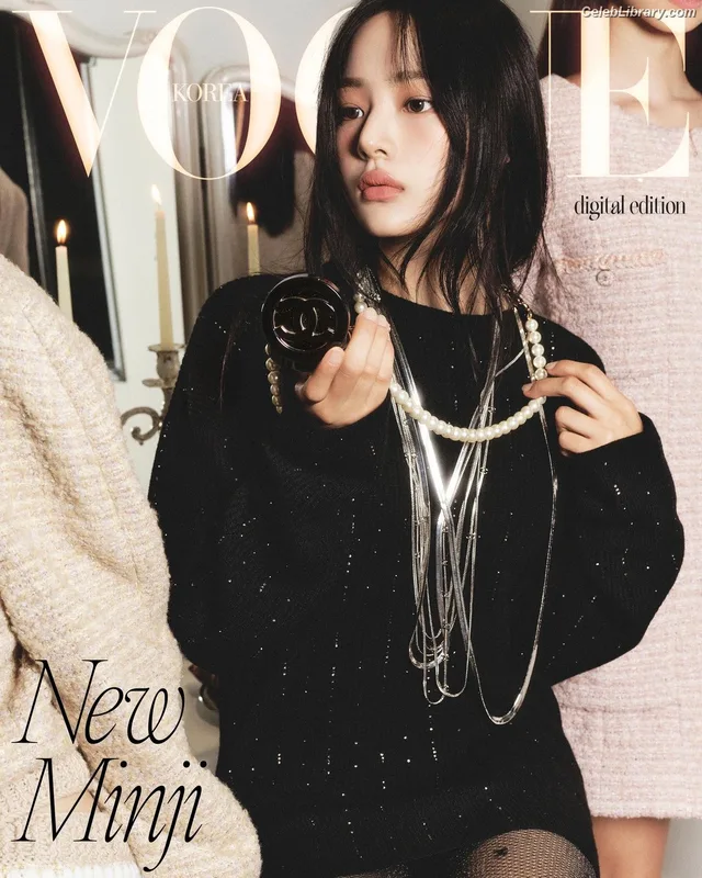 Minji (NewJeans) photo 17 of 1154