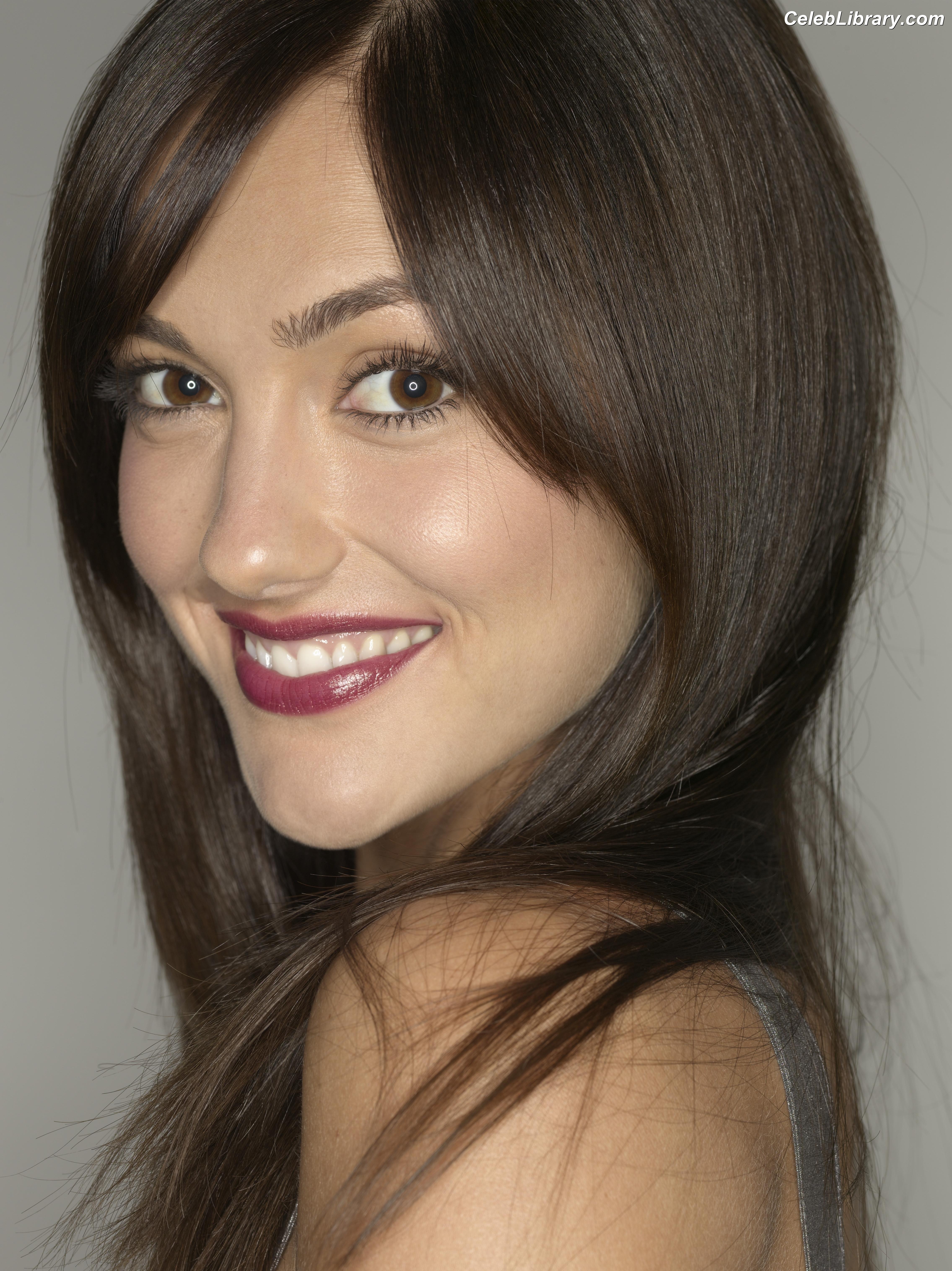 Minka Kelly photo 11 of 425