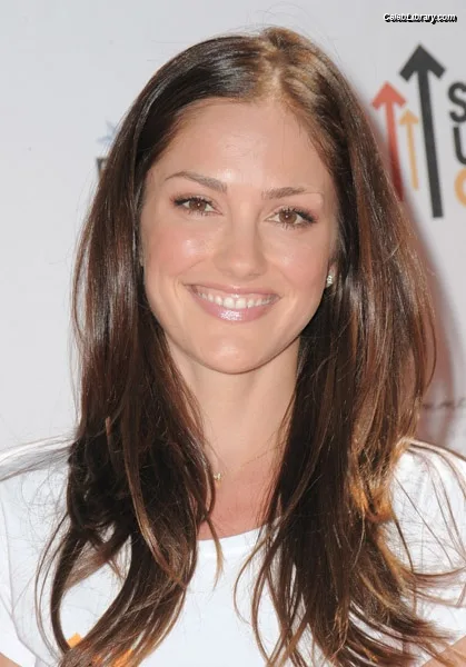 Minka Kelly photo 17 of 425