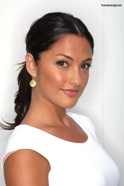 Minka Kelly photo 14 of 425