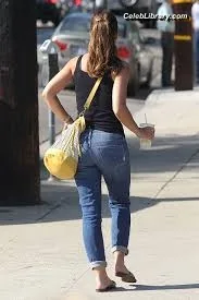 Minka Kelly photo 7 of 425