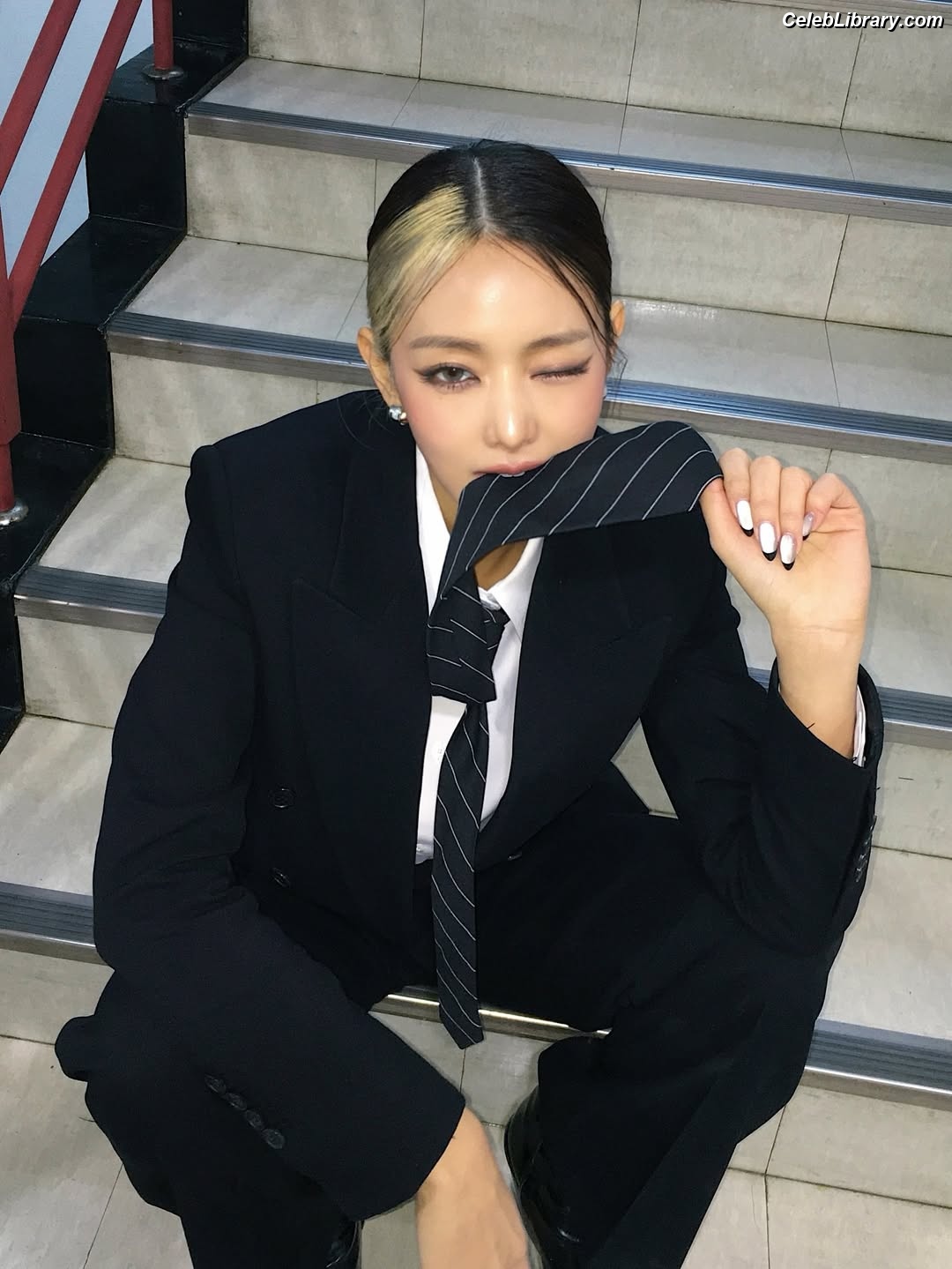 Minnie ((G)I-DLE) photo 9 of 773