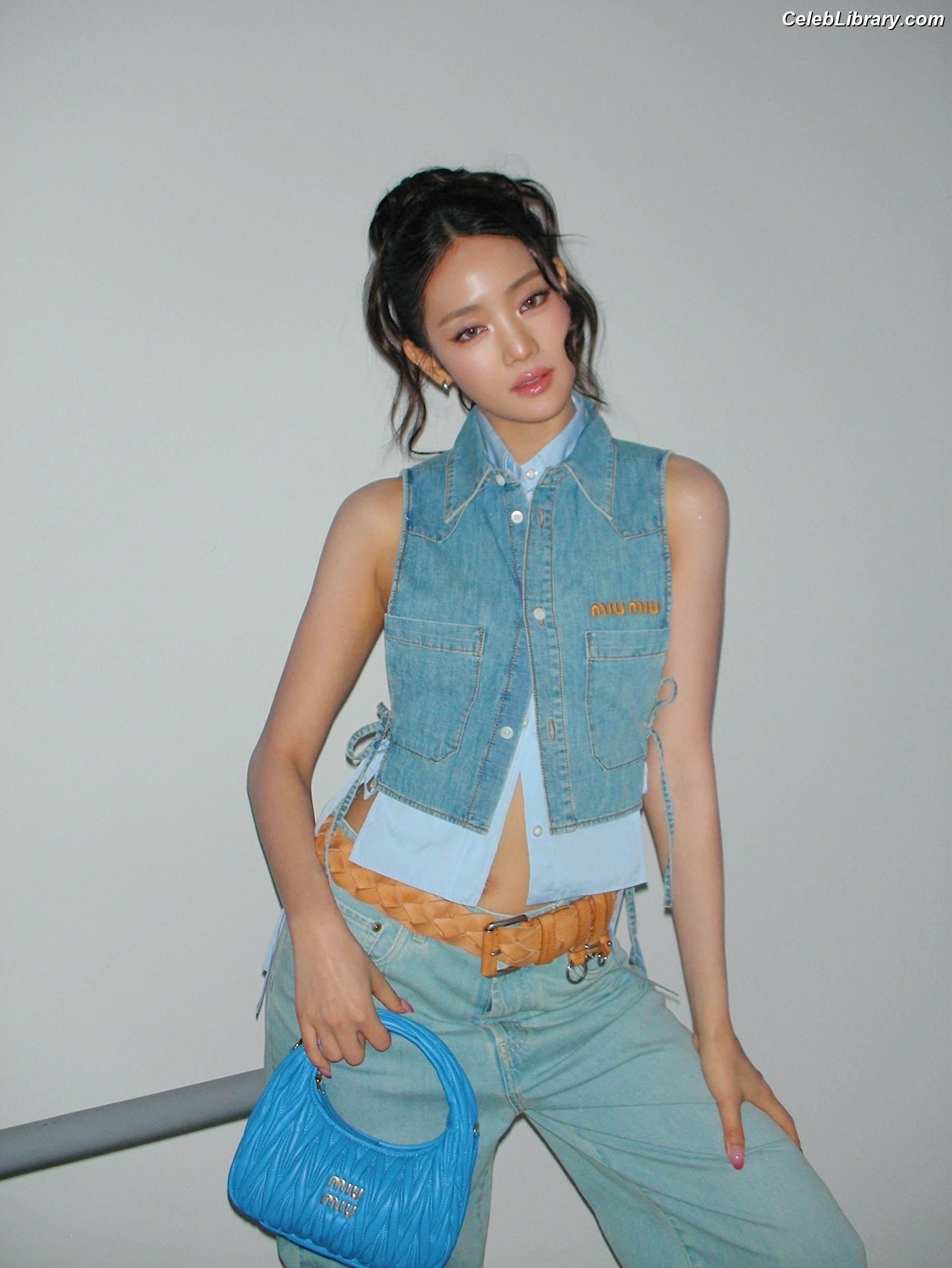 Minnie ((G)I-DLE) photo 2 of 773