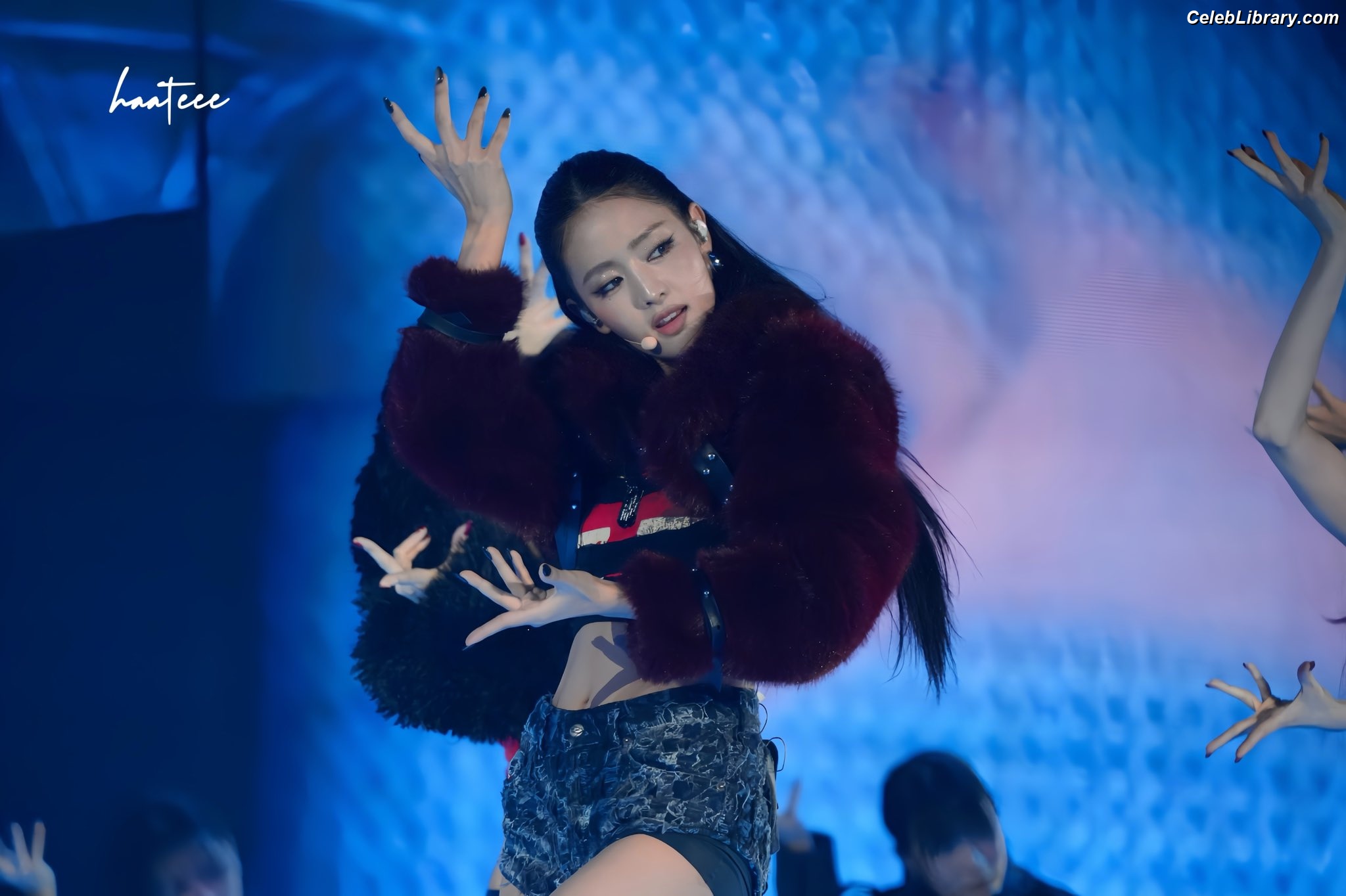 Minnie ((G)I-DLE) photo 6 of 773