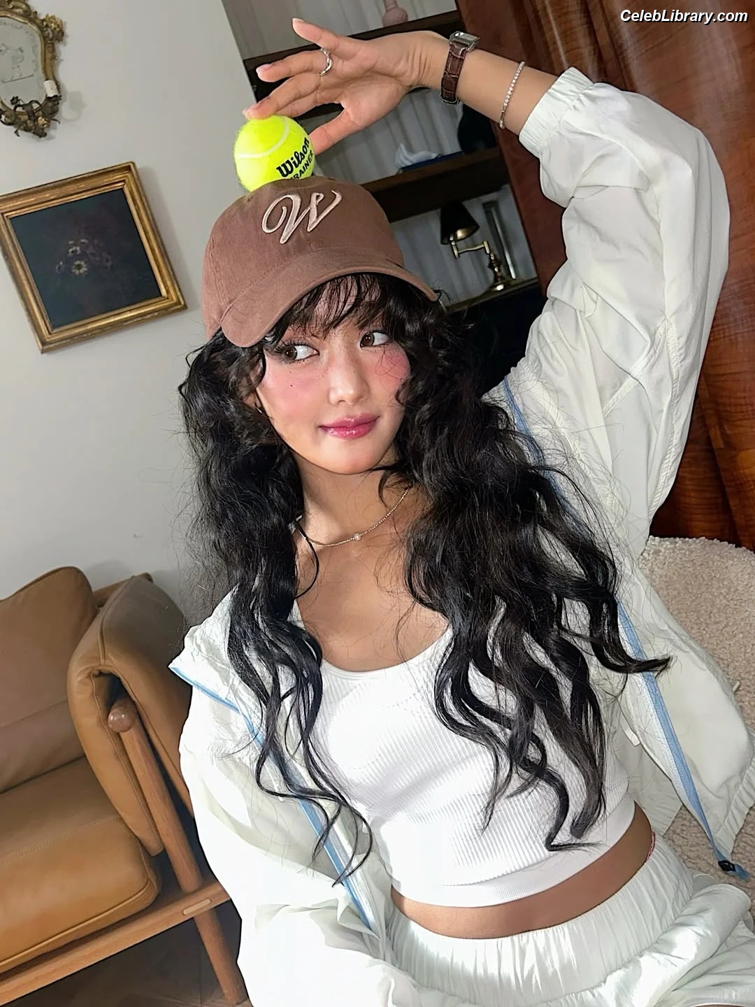 Minnie ((G)I-DLE) photo 4 of 773