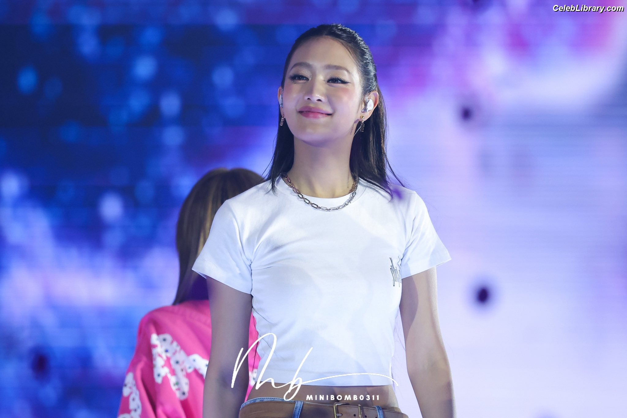 Minnie ((G)I-DLE) photo 18 of 773