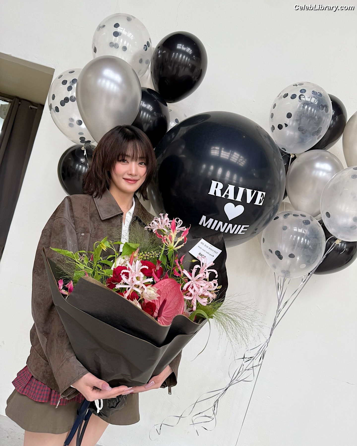 Minnie ((G)I-DLE) photo 21 of 773