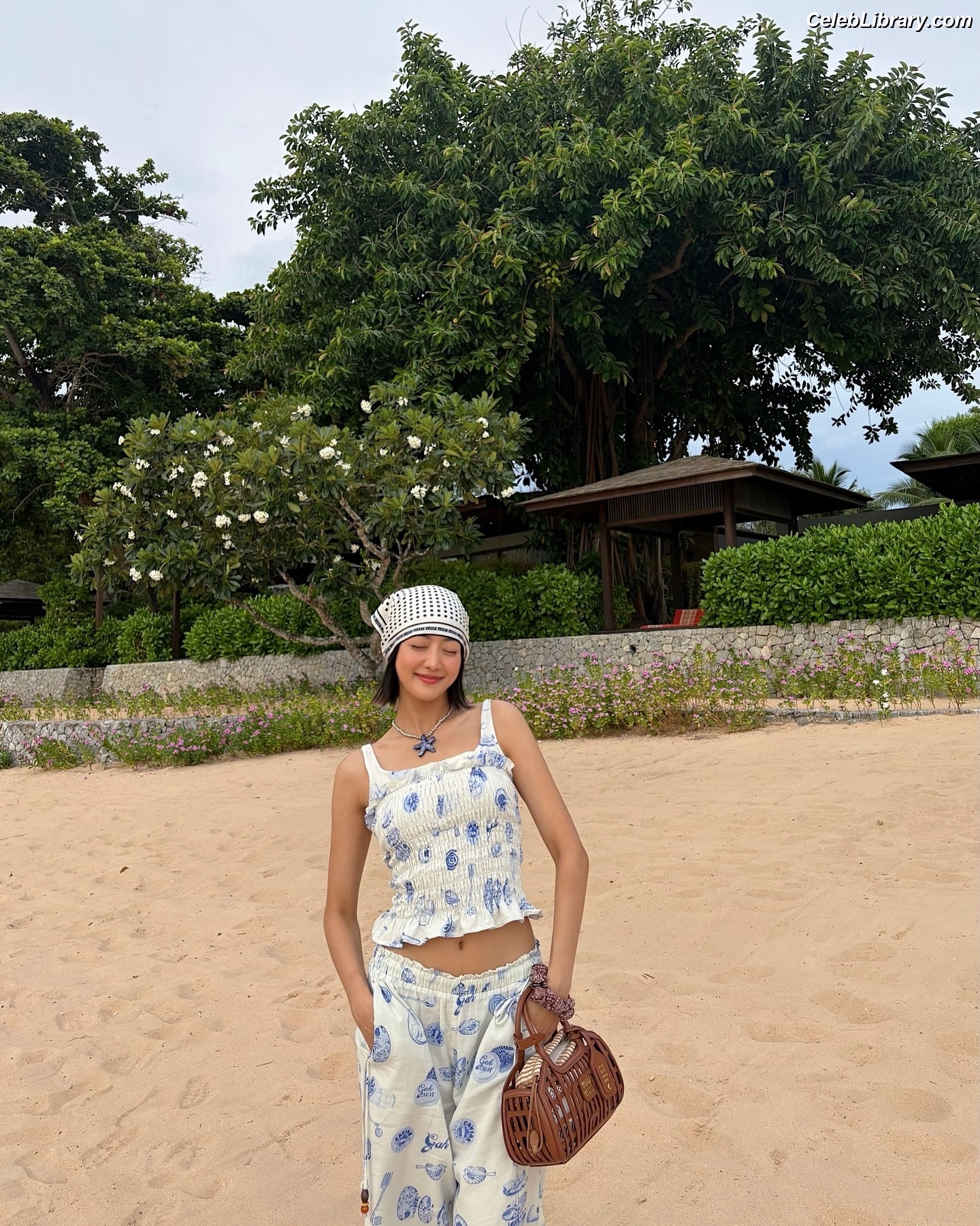 Minnie ((G)I-DLE) photo 1 of 773