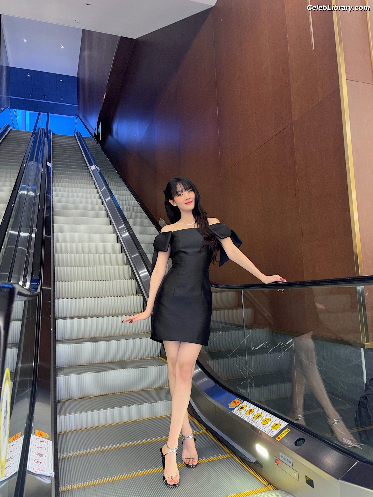 Minnie ((G)I-DLE) photo 1 of 773