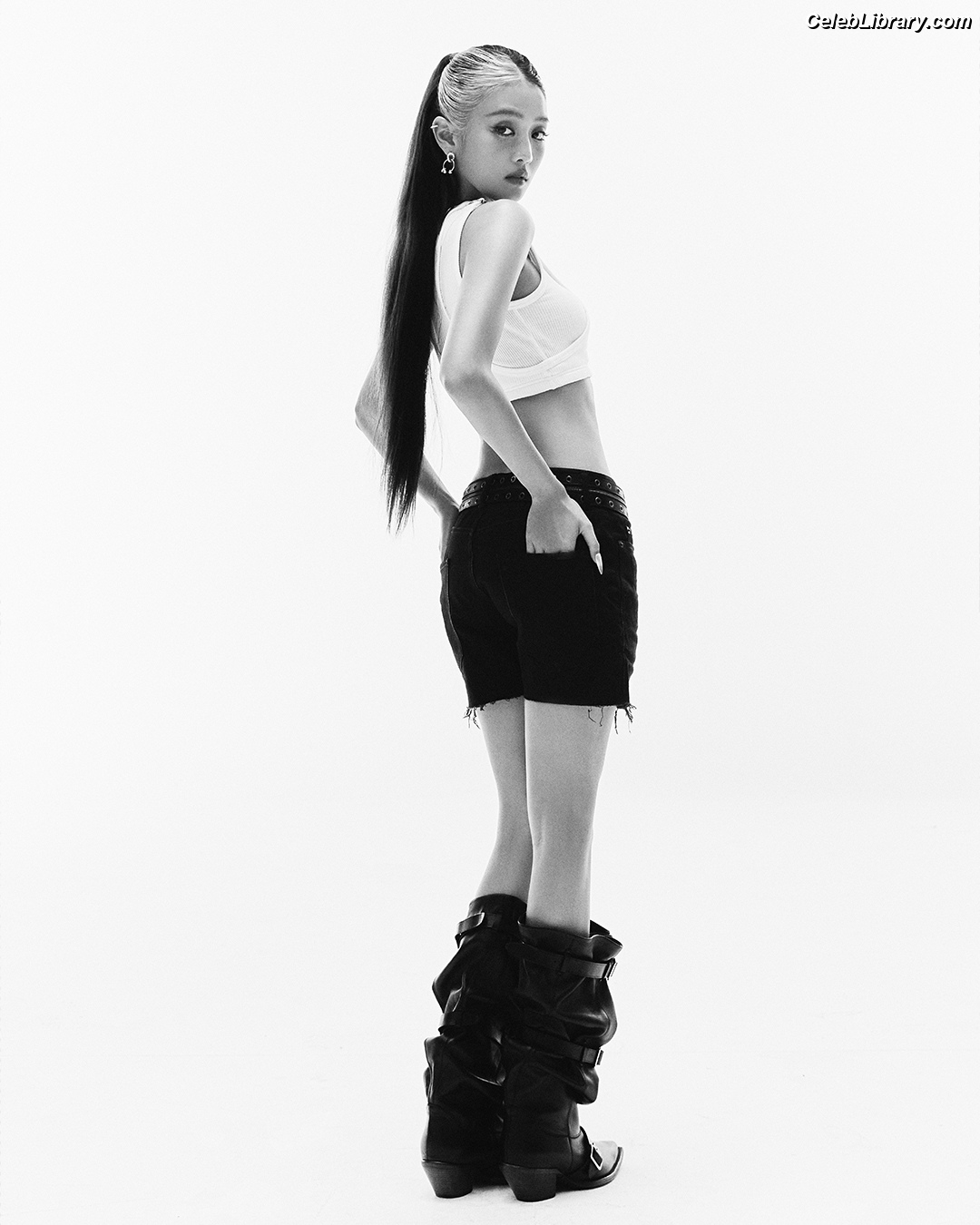Minnie ((G)I-DLE) photo 17 of 773