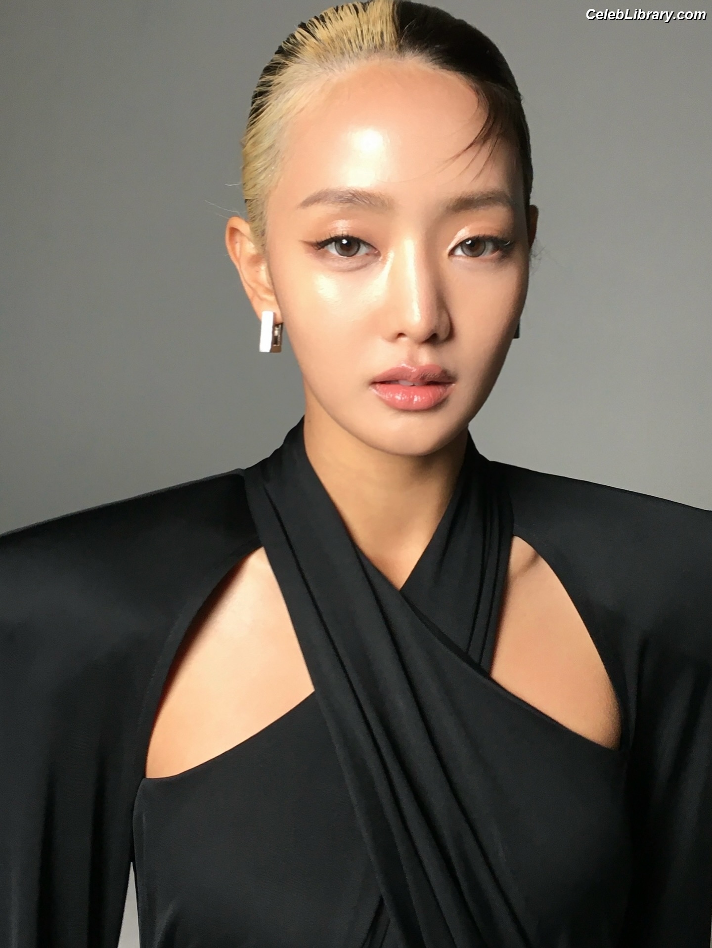 Minnie ((G)I-DLE) photo 17 of 773