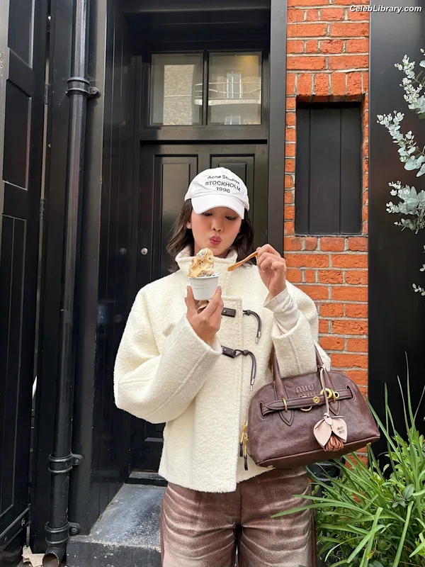 Minnie ((G)I-DLE) photo 21 of 773