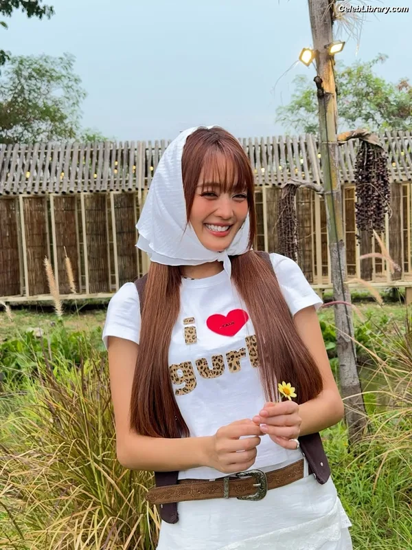 Minnie ((G)I-DLE) photo 19 of 773