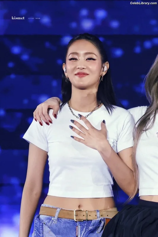 Minnie ((G)I-DLE) photo 23 of 773