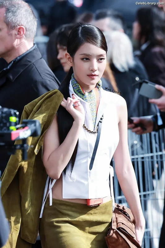 Minnie ((G)I-DLE) photo 2 of 773
