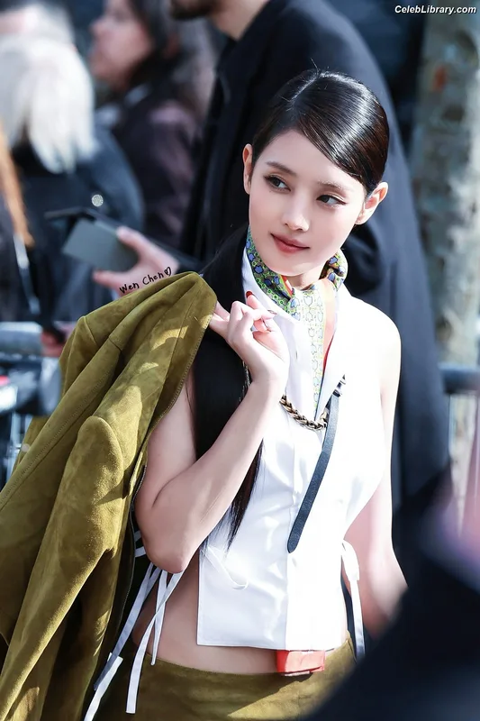 Minnie ((G)I-DLE) photo 13 of 773