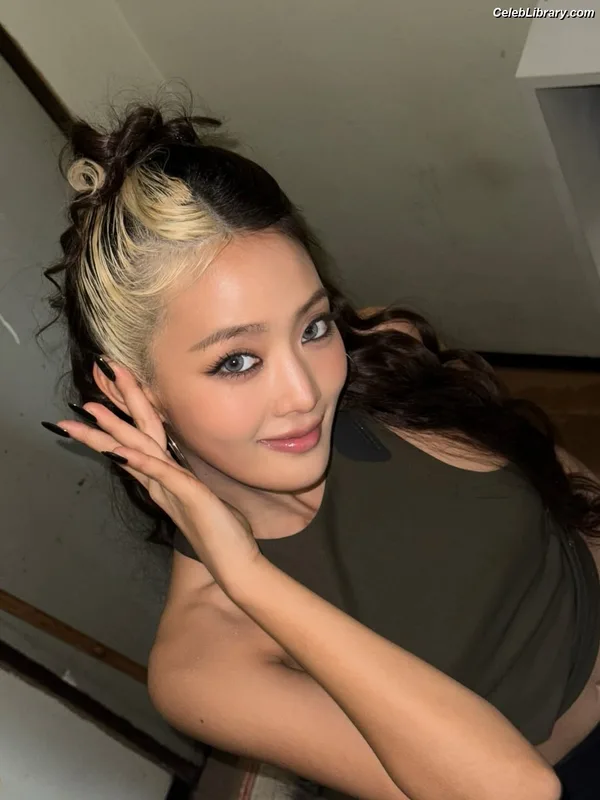 Minnie ((G)I-DLE) photo 21 of 773