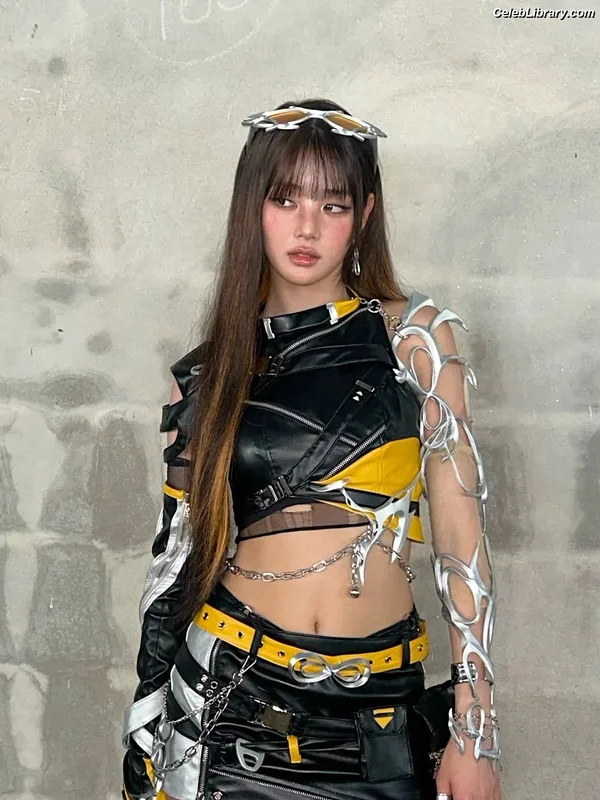 Minnie ((G)I-DLE) photo 11 of 773
