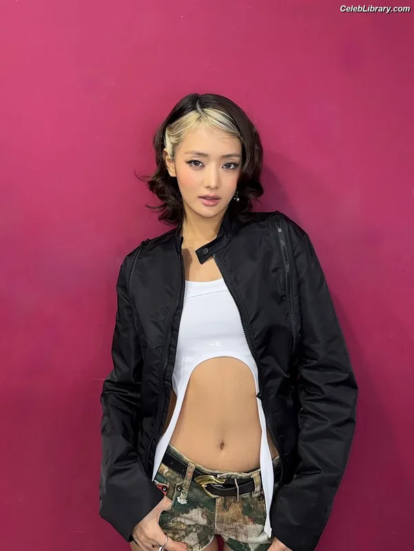 Minnie ((G)I-DLE) photo 17 of 773