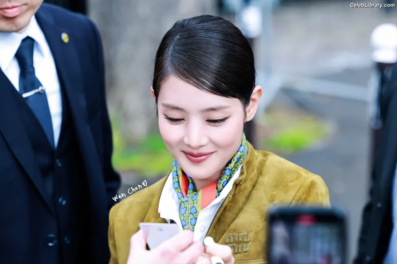 Minnie ((G)I-DLE) photo 11 of 773