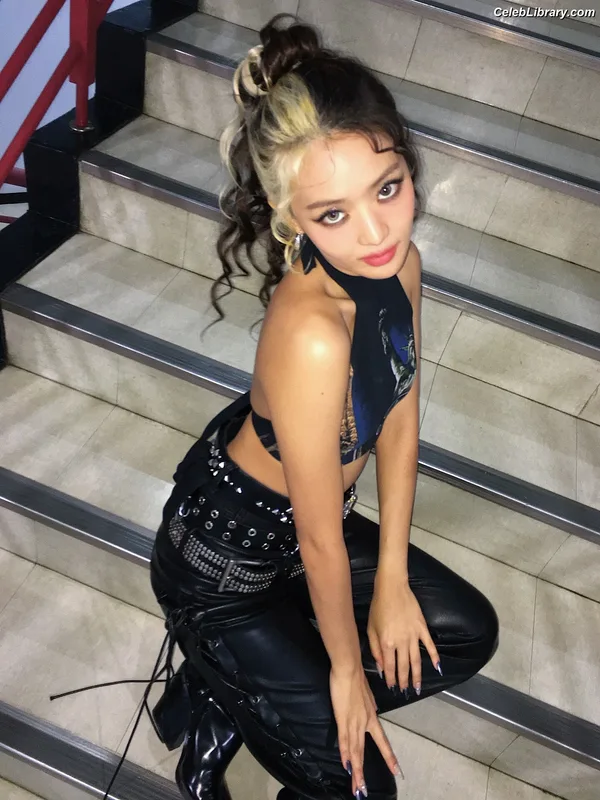 Minnie ((G)I-DLE) photo 4 of 773