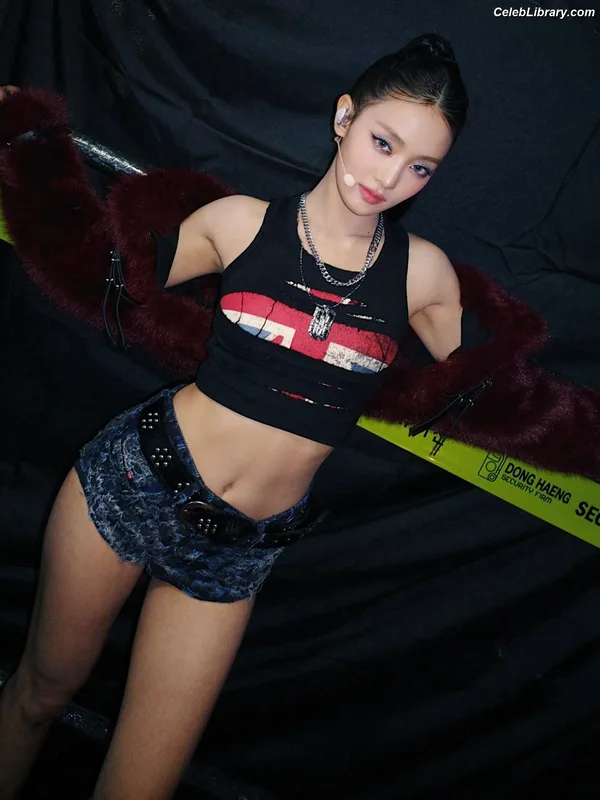 Minnie ((G)I-DLE) photo 18 of 773