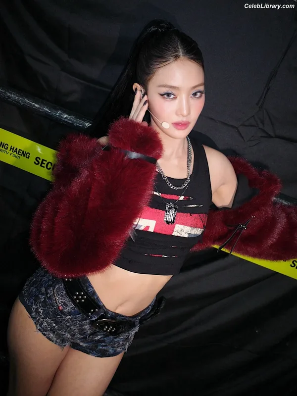 Minnie ((G)I-DLE) photo 19 of 773