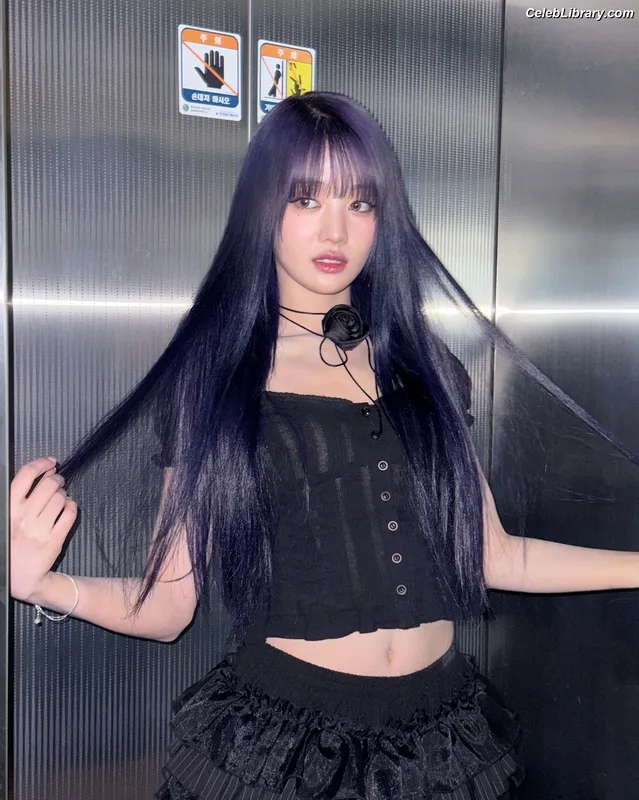 Minnie ((G)I-DLE) photo 4 of 773