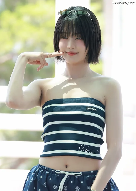 Minnie ((G)I-DLE) photo 9 of 773