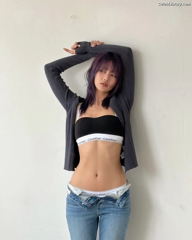 Minnie ((G)I-DLE) photo 1 of 773
