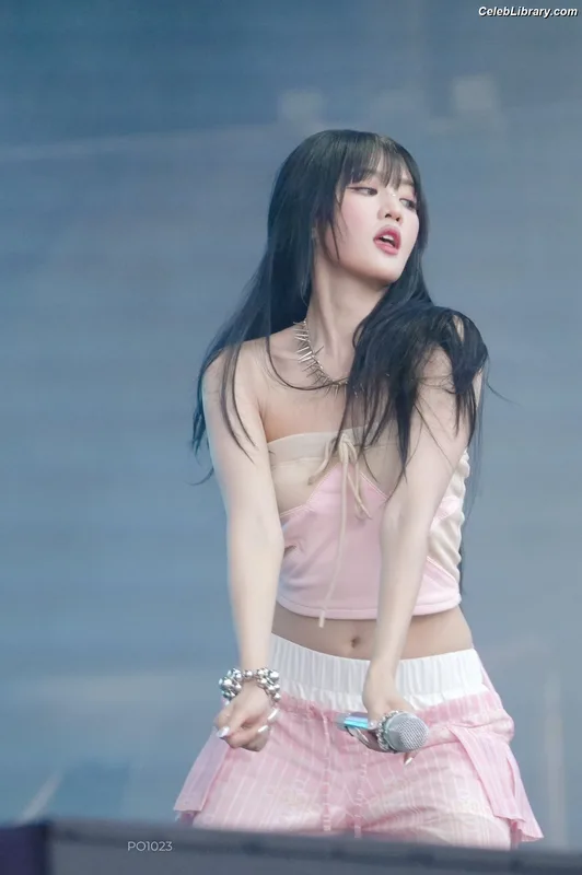 Minnie ((G)I-DLE) photo 2 of 773