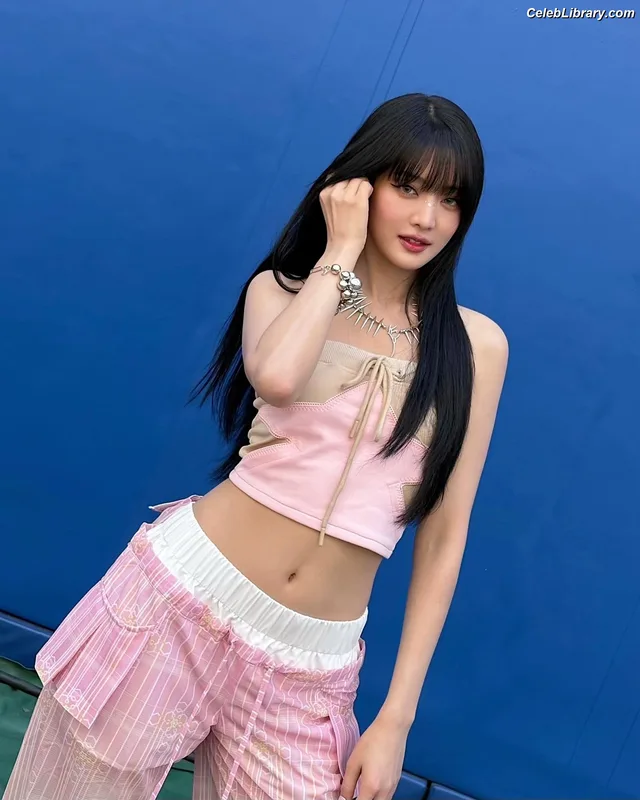 Minnie ((G)I-DLE) photo 12 of 773
