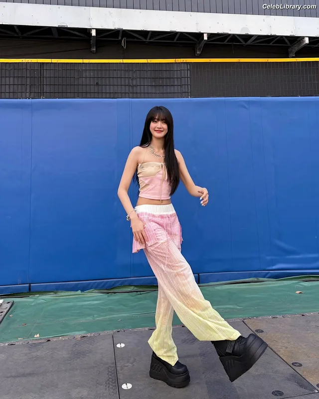 Minnie ((G)I-DLE) photo 13 of 773