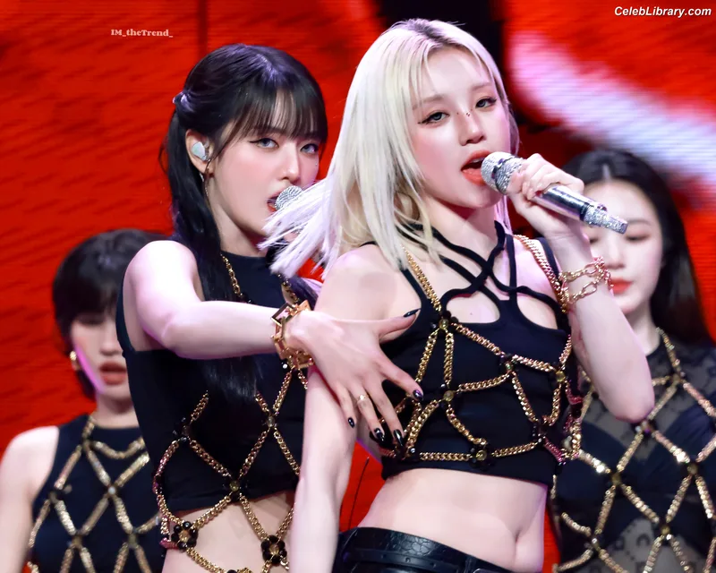 Minnie ((G)I-DLE) photo 19 of 773