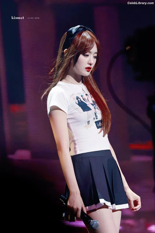 Minnie ((G)I-DLE) photo 17 of 773