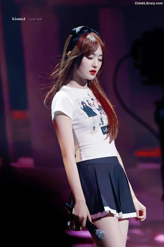 Minnie ((G)I-DLE) photo 18 of 773