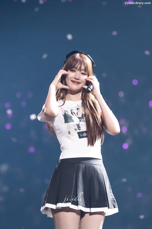 Minnie ((G)I-DLE) photo 4 of 773