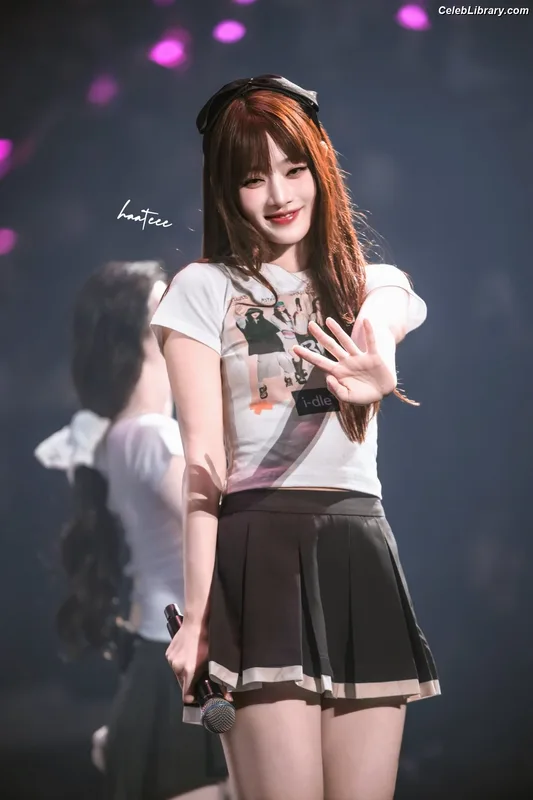 Minnie ((G)I-DLE) photo 7 of 773