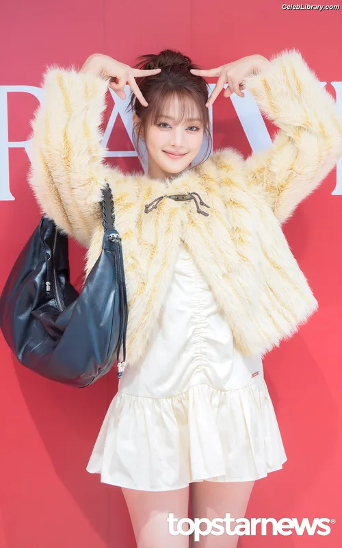 Minnie ((G)I-DLE) photo 19 of 773