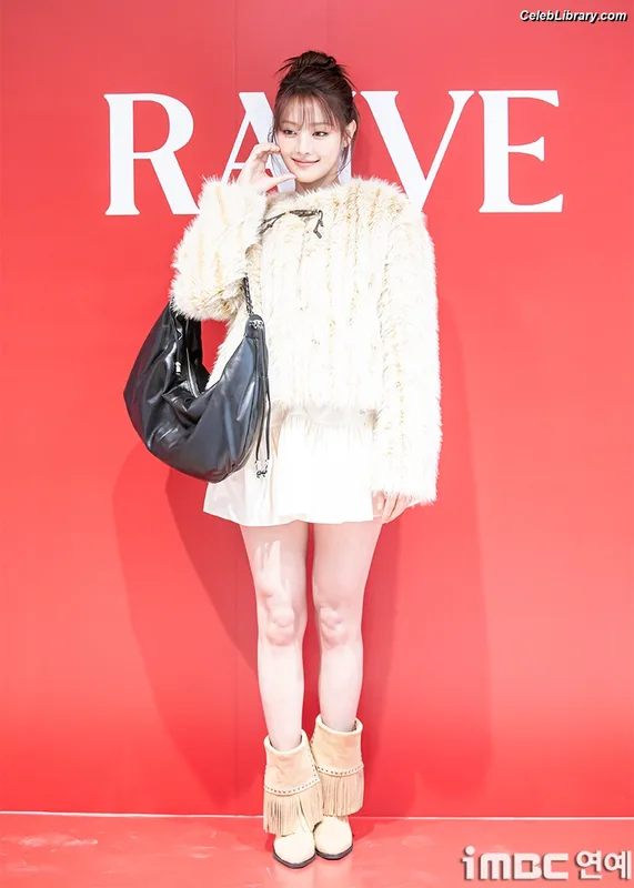 Minnie ((G)I-DLE) photo 22 of 773