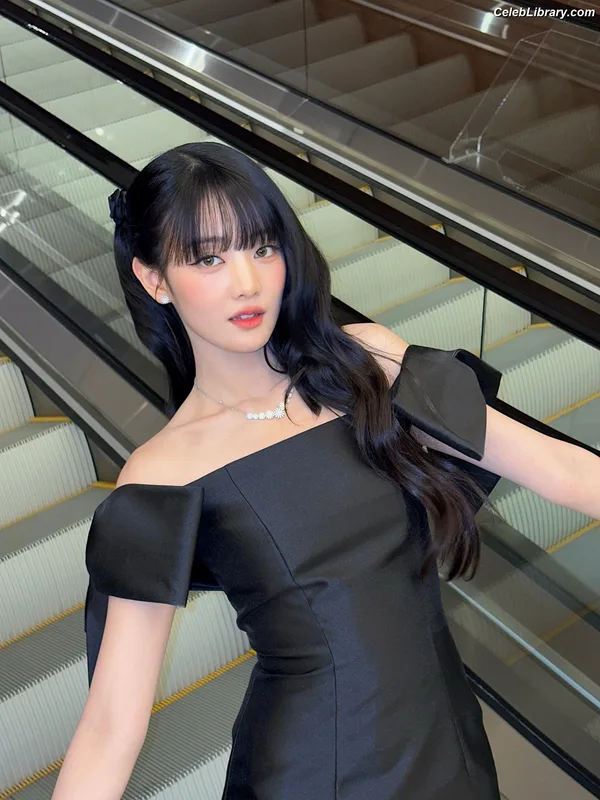 Minnie ((G)I-DLE) photo 3 of 773