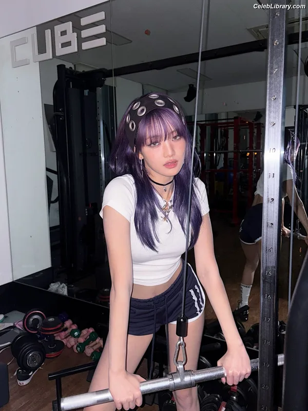 Minnie ((G)I-DLE) photo 17 of 773